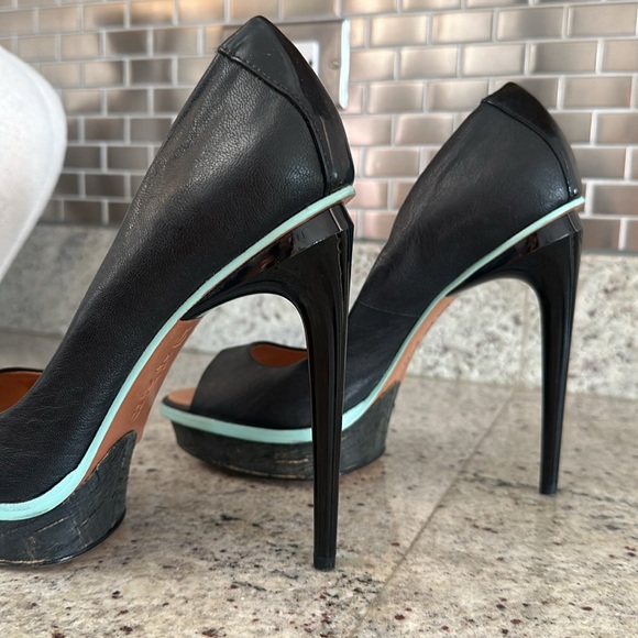 Brand New, never worn LAMB Leather peep-toe pumps 👠 - Picture 9 of 9